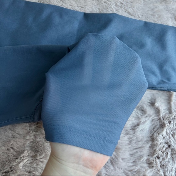 Nike 7/8 Women's One Dri Fit High Rise Blue Running Leggings with Mesh Calf - Picture 4 of 5